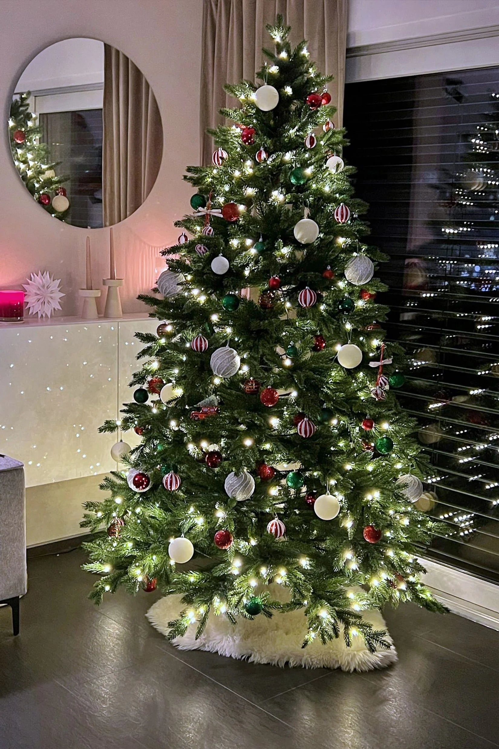 Árbol de Navidad artificial - David | 210 cm, con luces LED