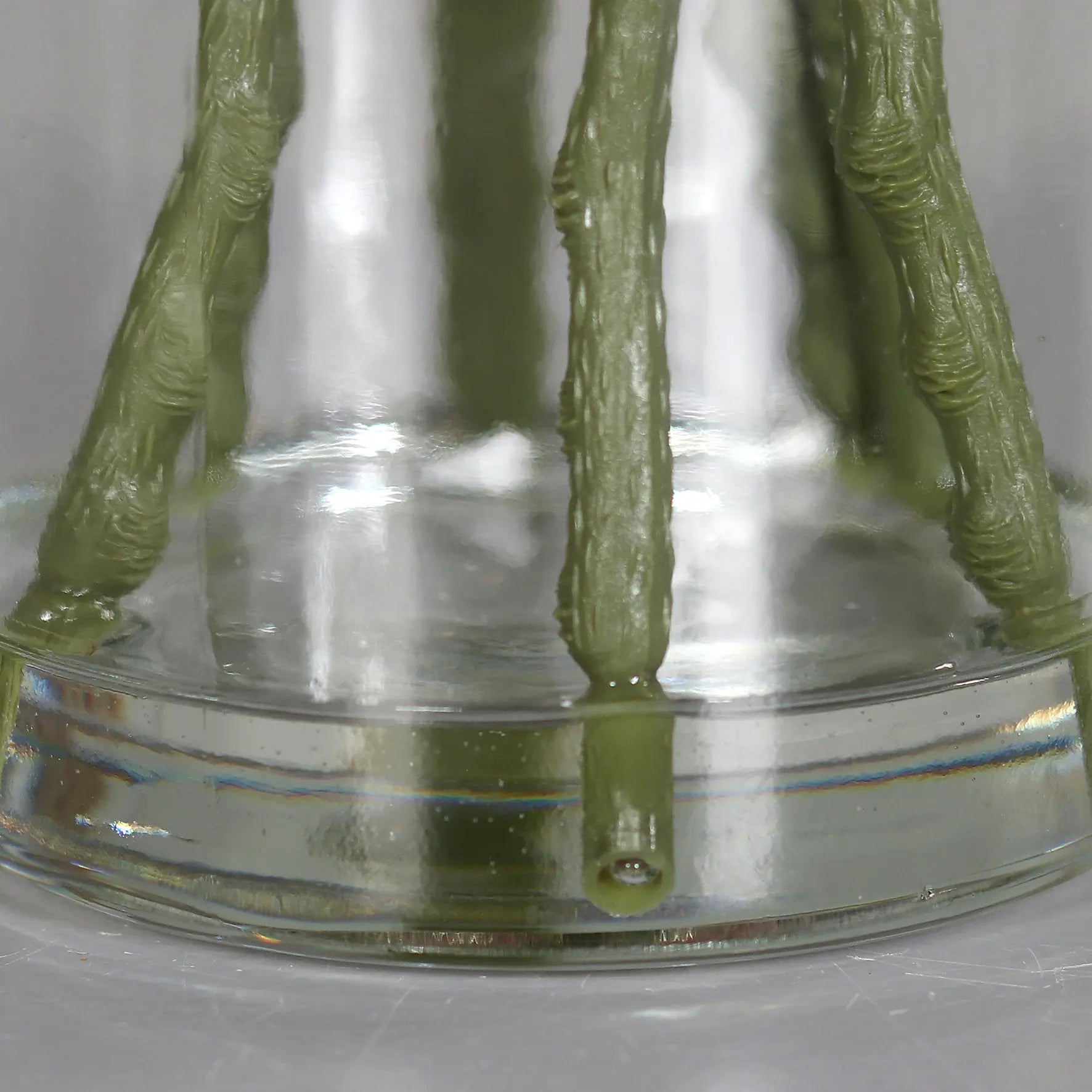 Künstlicher Lilienstrauß - Metin | 33 cm | in Glasvase mit künstl. Wasser - Kunstpflanzen von aplanta