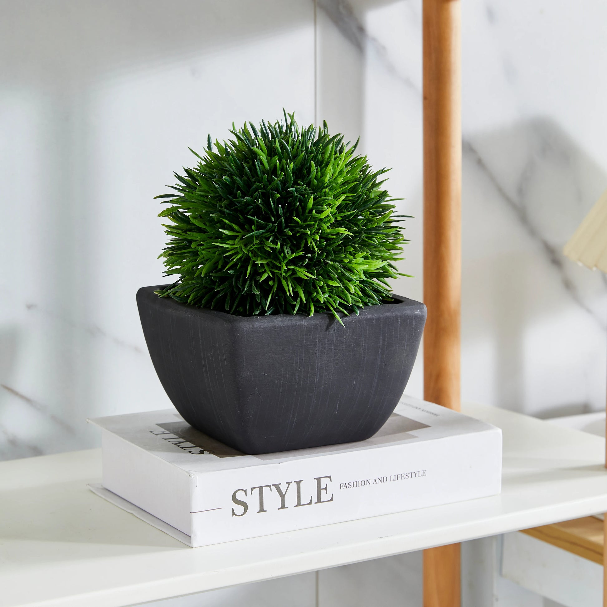 Künstlicher Grasball – Sibylla | 21 cm