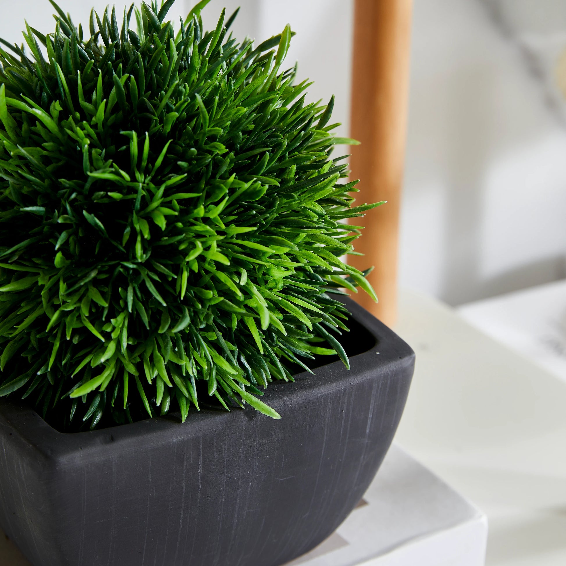 Künstlicher Grasball – Sibylla | 21 cm